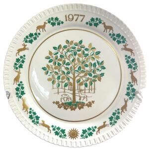 Vintage 1977 Spode Christmas Plate Holly & Ivy Bone China England 8th Annual